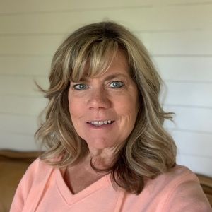 Meet your Posher, Sharon